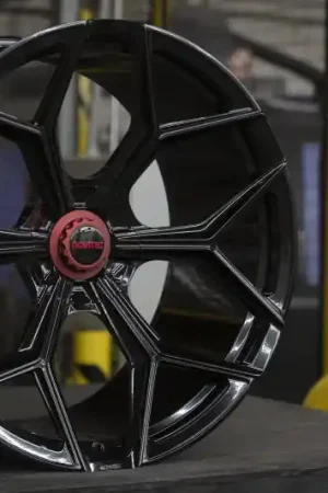 Vossen x Novitec NL4-5L 23x12in - 5x130 BP - ET15 - Gloss Black Lamborghini Urus Rear Wheel Final Sale